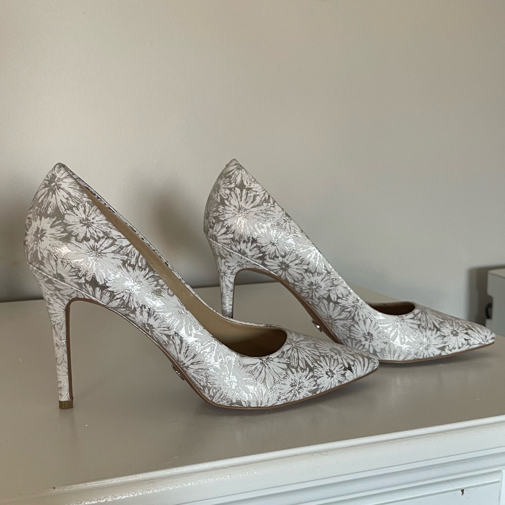 Michael Kors white floral shoe
